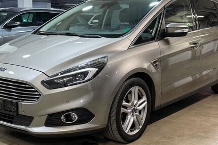 Ford S-Max 147.037 km 11.900 &euro; München 81677
