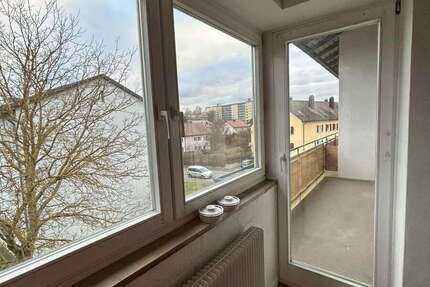 Wohnung Amberg - 3 Zimmer, 68 m&sup2;, 690&euro; | Angebot:27414011