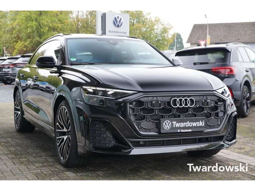 Audi Q8 17.856 km 77.990 € Wegberg 41844