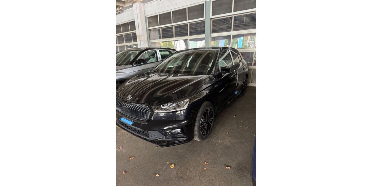 Skoda Fabia 20.000 km 22.999 &euro; Perlesreut 94157