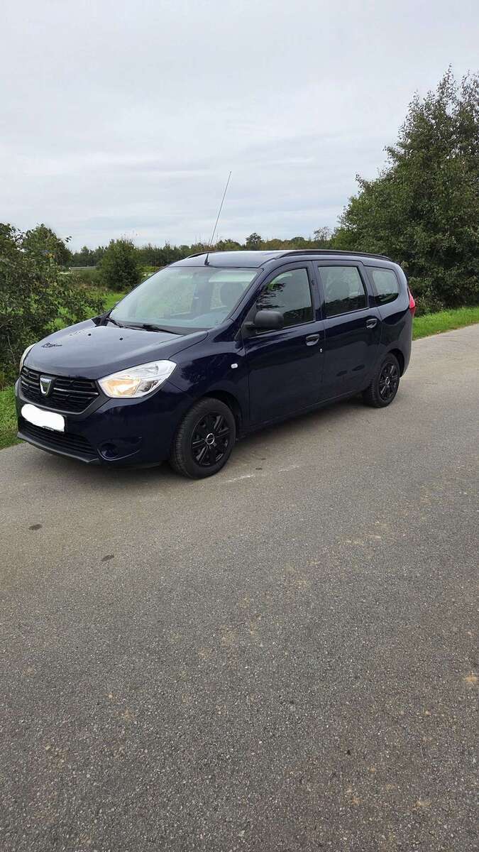 Dacia Lodgy 103.000 km 5.600 € Ostrhauderfehn 26842
