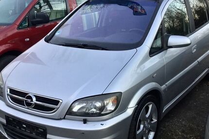 Opel Zafira 325.353 km 1.500 &euro; Fredersdorf 15370