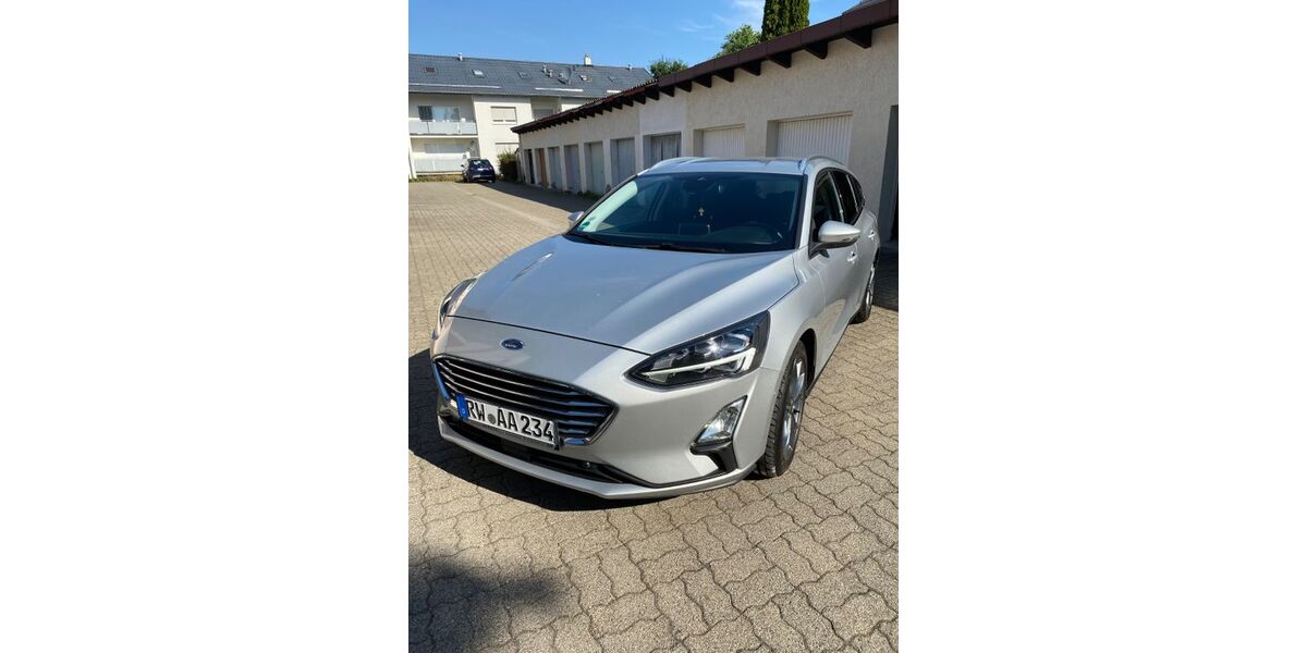 Ford Focus 77.000 km 13.700 &euro; Oberndorf 78727