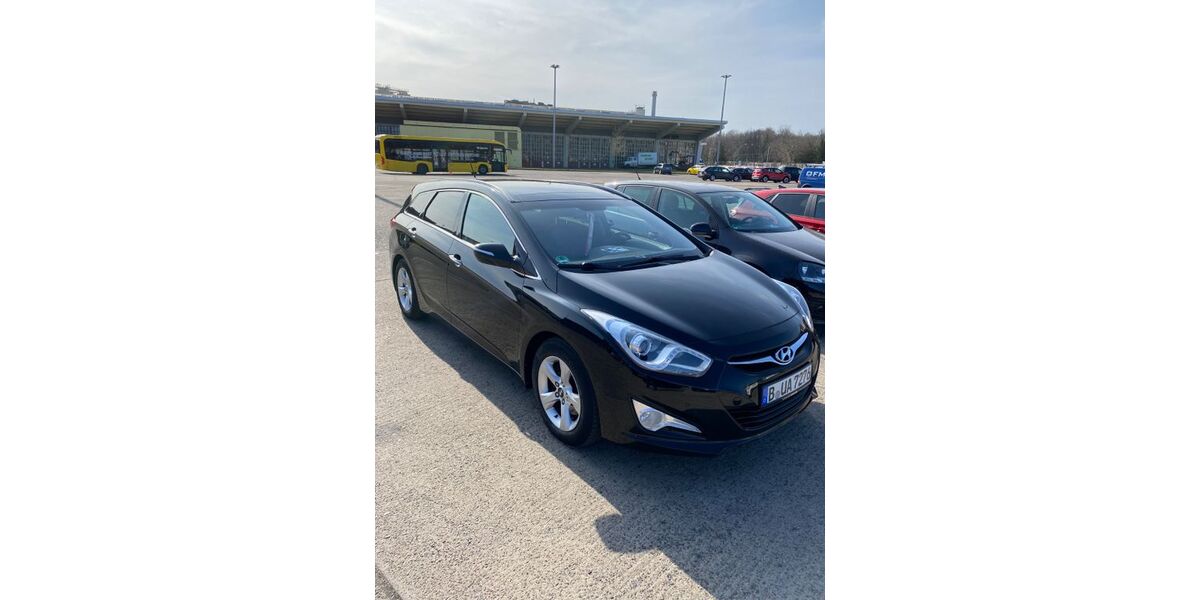 Hyundai i40 196.200 km 4.800 &euro; Berlin 13127
