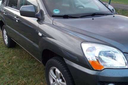 Kia Sportage 175.000 km 4.999 &euro; Luhden 31711