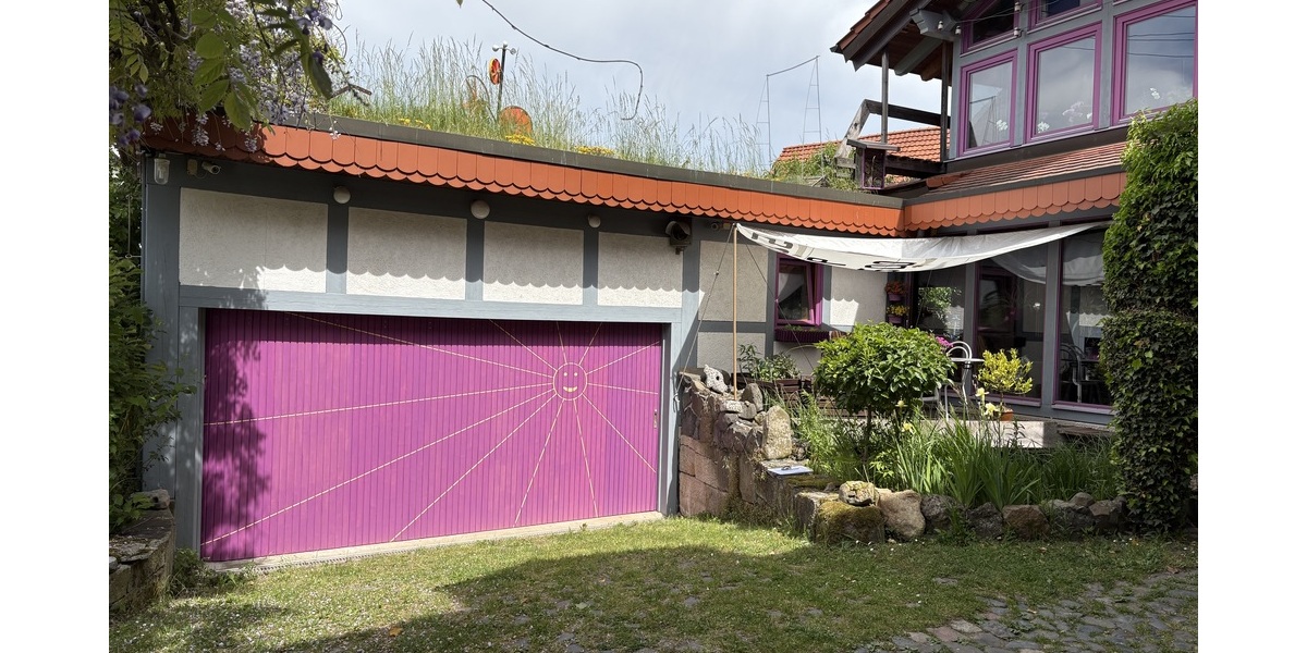 Ein Kasseler Wohnunikat mit Herz, Seele, Charakter und künstlerischer Handschrift – ein Gesamtkunstw - Zweifamilienhaus Kassel Oberzwehren | Angebot:26963105