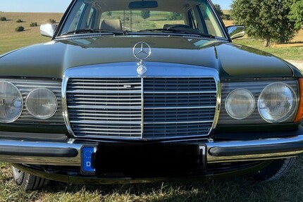 Mercedes E 230