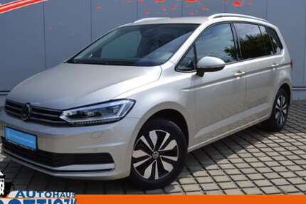 VW Touran 5.316 km 34.439 &euro; Bautzen 02625