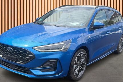 Ford Focus 15.228 km 24.890 &euro; Dresden 01328