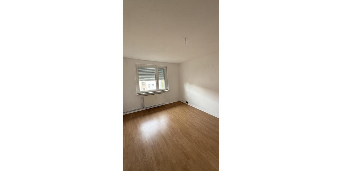 Etagenwohnung Wittenberg Lutherstadt - 3 Zimmer, 61 m&sup2;, 315&euro; | Angebot:25985604
