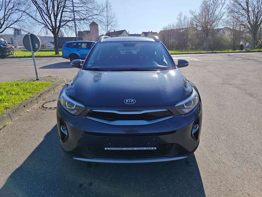 Kia Stonic 78.000 km 10.700 € Schorndorf 73614