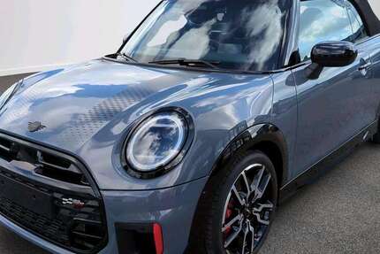 Mini John Cooper Works Cabrio 3.335 km 47.080 &euro; München 80788
