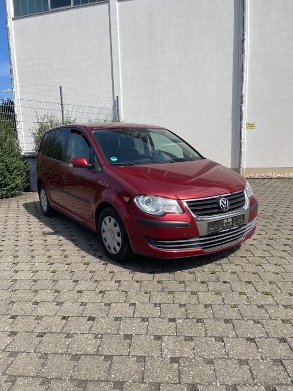 VW Touran 193.500 km 4.300 € Mülheim kärlich 56218