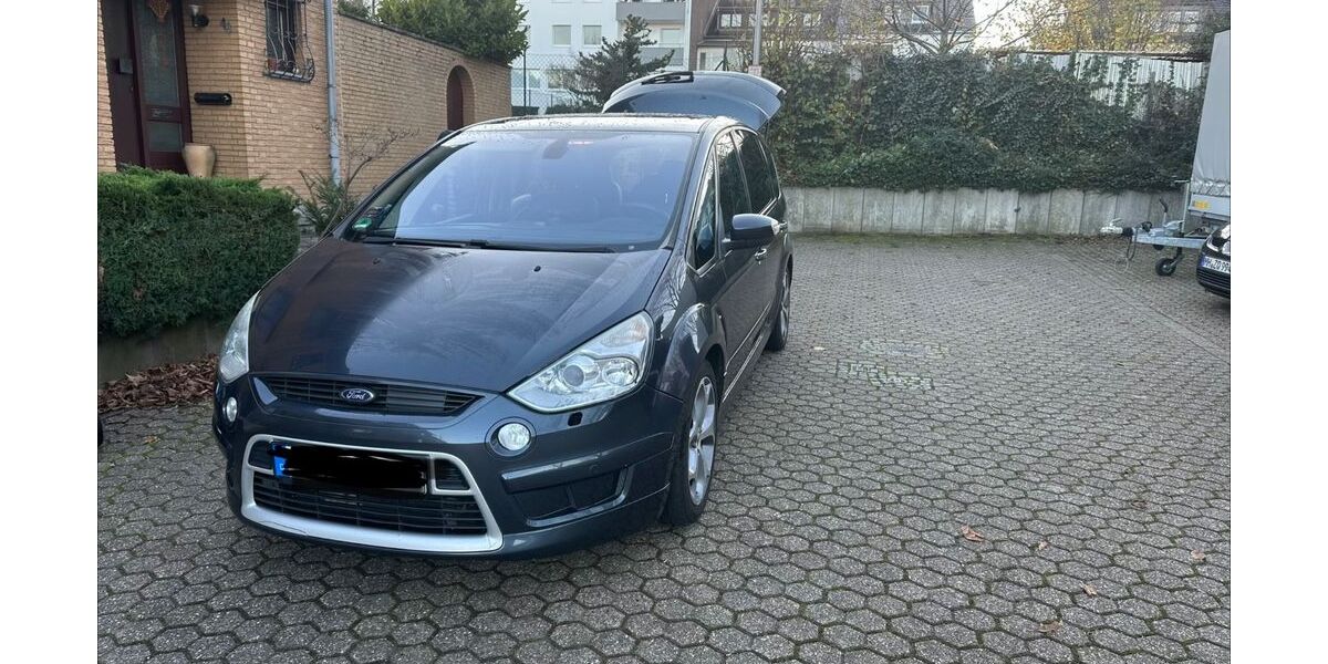 Ford S-Max 270.000 km 3.300 &euro; Düren 52351