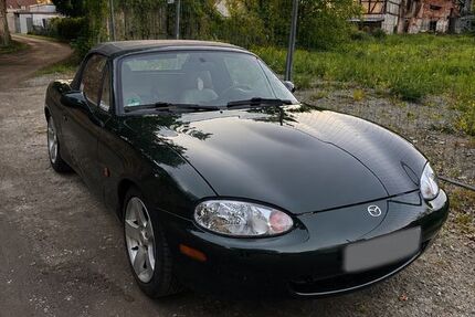 Mazda MX-5 177.000 km 5.800 &euro; Zerbst 39261