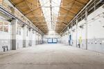Befahrbare Industriehalle in Oberhausen mit Wasseranschluss und Starkstrom zimmer
