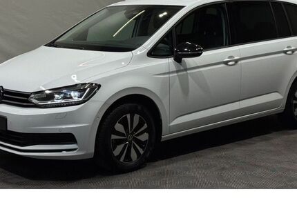 VW Touran 27.217 km 34.380 &euro; Torgau 04860