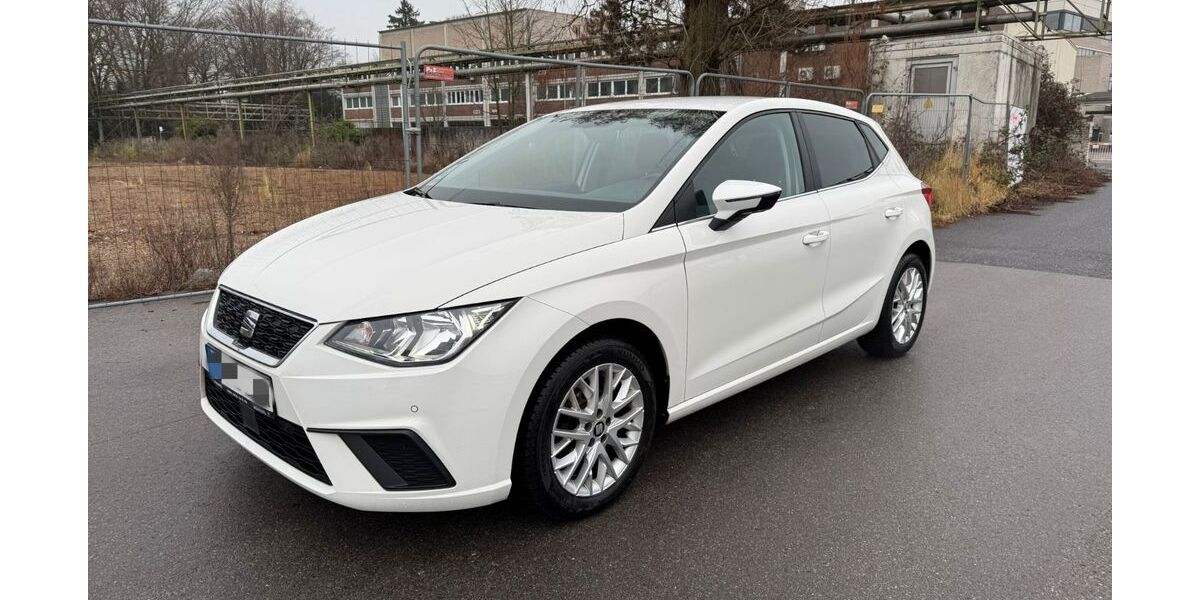 Seat Ibiza 102.000 km 9.488 &euro; Mülheim 45472