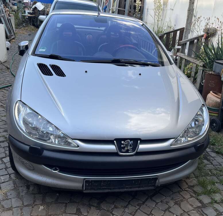 Peugeot 206 180.000 km 1.500 € Elsdorf 50189