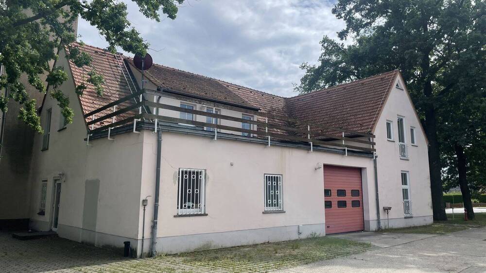 Mehrfamilienhaus, Wohnhaus Schleife - 3 Zimmer, 142 m&sup2;, 150.000&euro; | Angebot:25780925