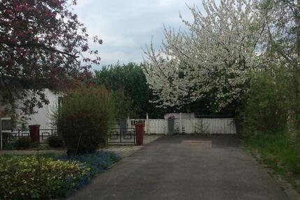 Frankfurt-Nieder-Erlenbach*NATUR PUR*Schöner IDYLLISCHER BUNGALOW 4 zimmer