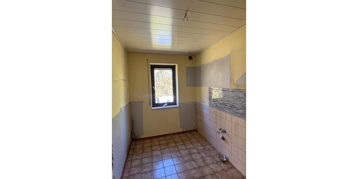 Etagenwohnung Hünfeld - 4 Zimmer, 104 m&sup2;, 750&euro; | Angebot:26395121