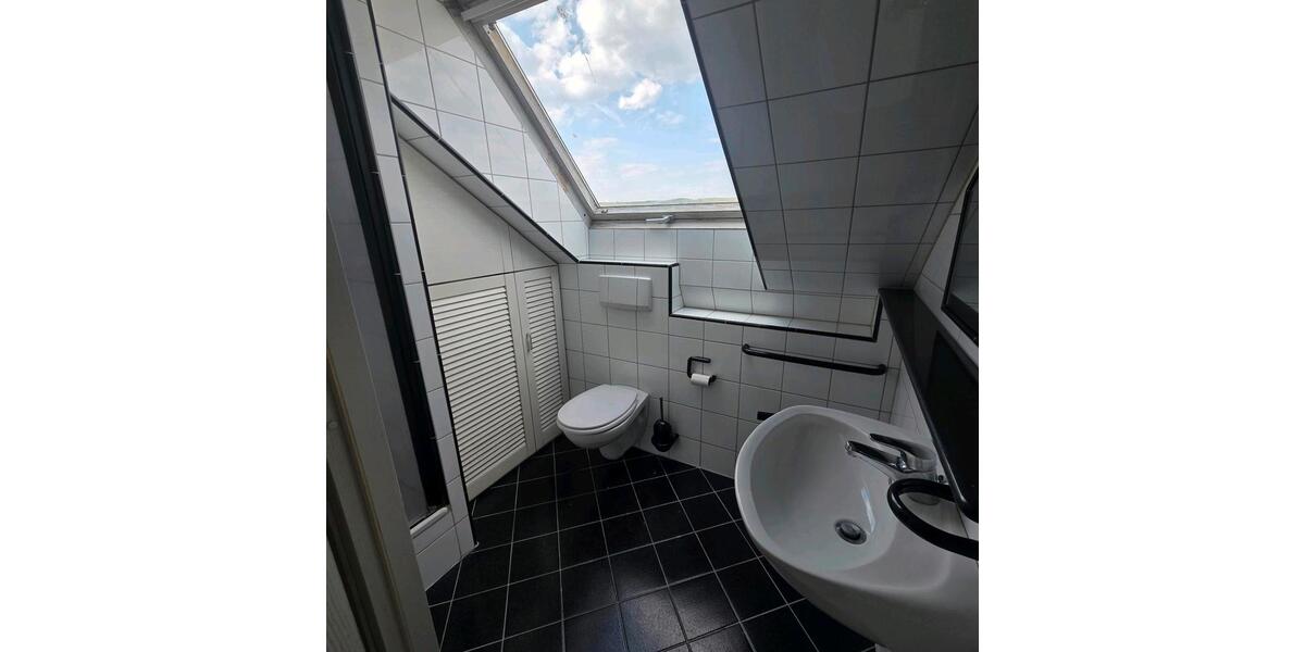 Dachgeschoßwohnung Deizisau - 3 Zimmer, 60 m&sup2;, 840&euro; | Angebot:26411661