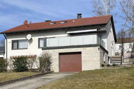 Haus Eichstätt - 17 Zimmer, 264 m&sup2;, 680.000&euro; | Angebot:26242560