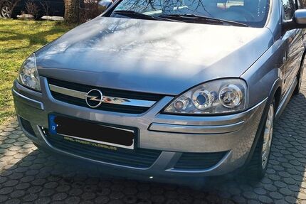 Opel Corsa 71.000 km 2.190 &euro; München 81541