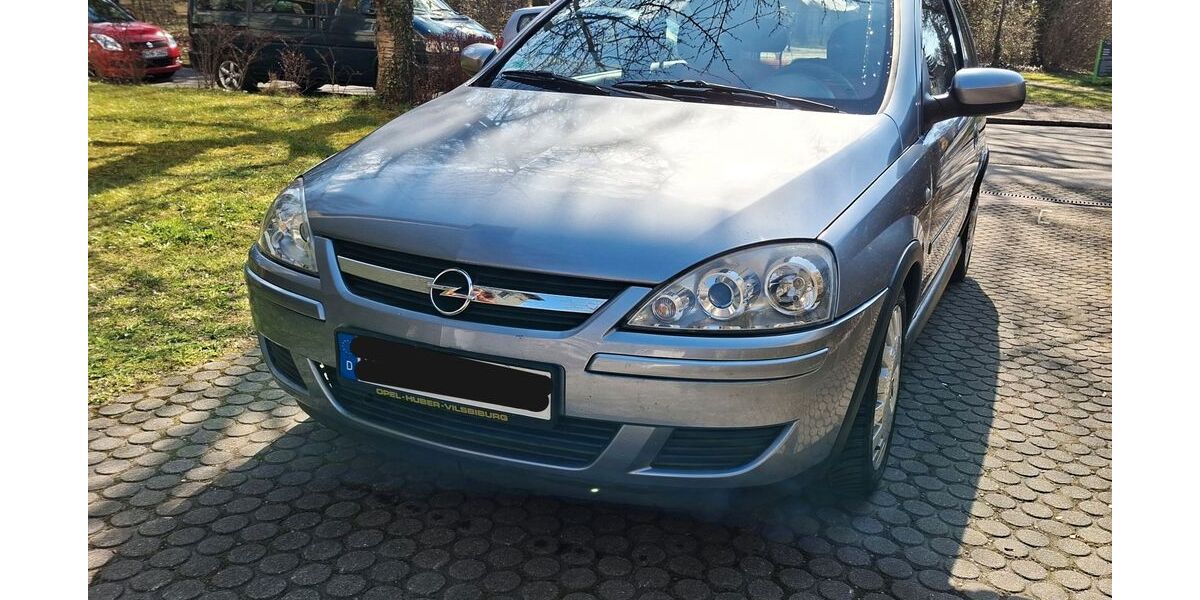Opel Corsa 71.000 km 2.190 &euro; München 81541