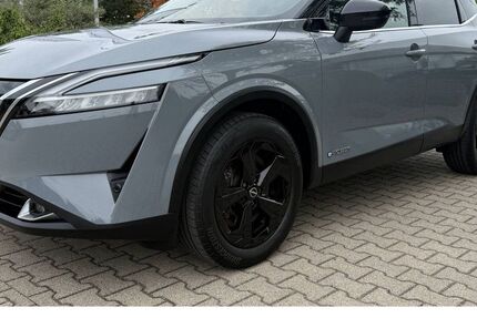 Nissan Qashqai 27.303 km 28.990 &euro; Fürstenwalde 15517