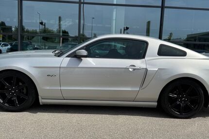 Ford Mustang 164.000 km 17.790 &euro; Triftern, Furth 84371