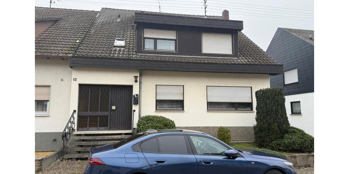 Einfamilienhaus Wadgassen - 11 Zimmer, 270 m&sup2;, 349.000&euro; | Angebot:25323564
