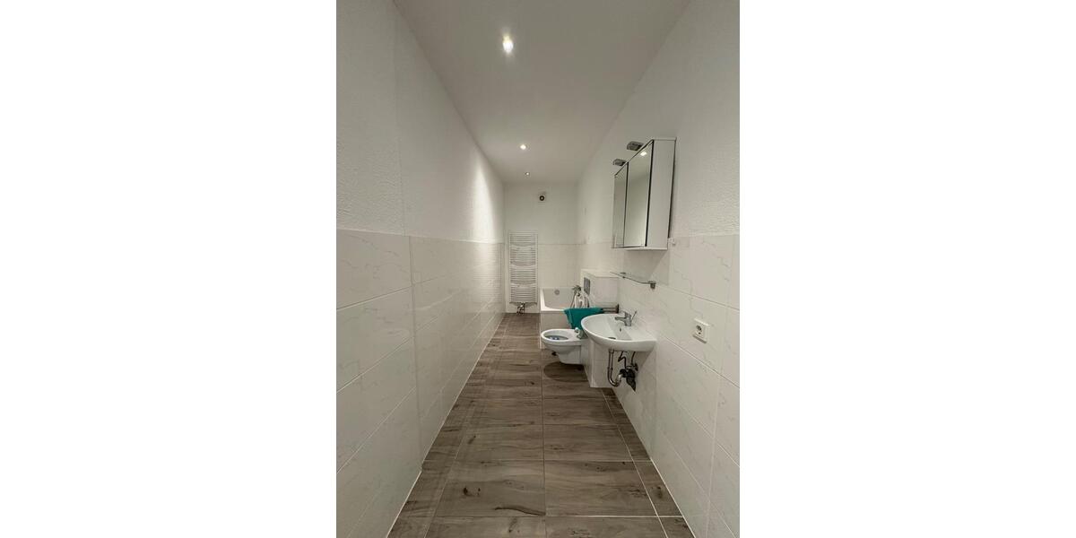 Erdgeschoßwohnung Illingen - 3 Zimmer, 110 m&sup2;, 700&euro; | Angebot:26322008