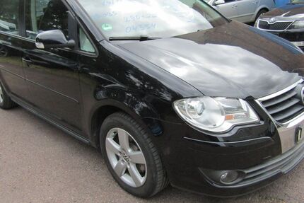 VW Touran 289.977 km 1.490 &euro; Halle 06130