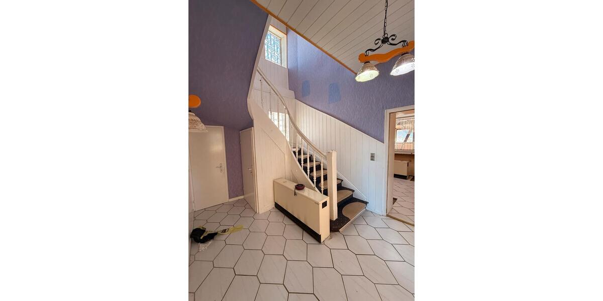 Einfamilienhaus Fritzlar - 5 Zimmer, 123 m&sup2;, 240.000&euro; | Angebot:26940673