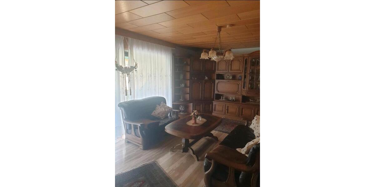 Einfamilienhaus Helsa - 4 Zimmer, 145 m&sup2;, 290.000&euro; | Angebot:26802990