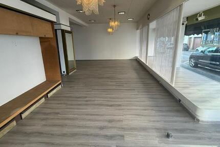 Ladenfläche, 90m², in zentraler Lage – vielseitig nutzbar zimmer