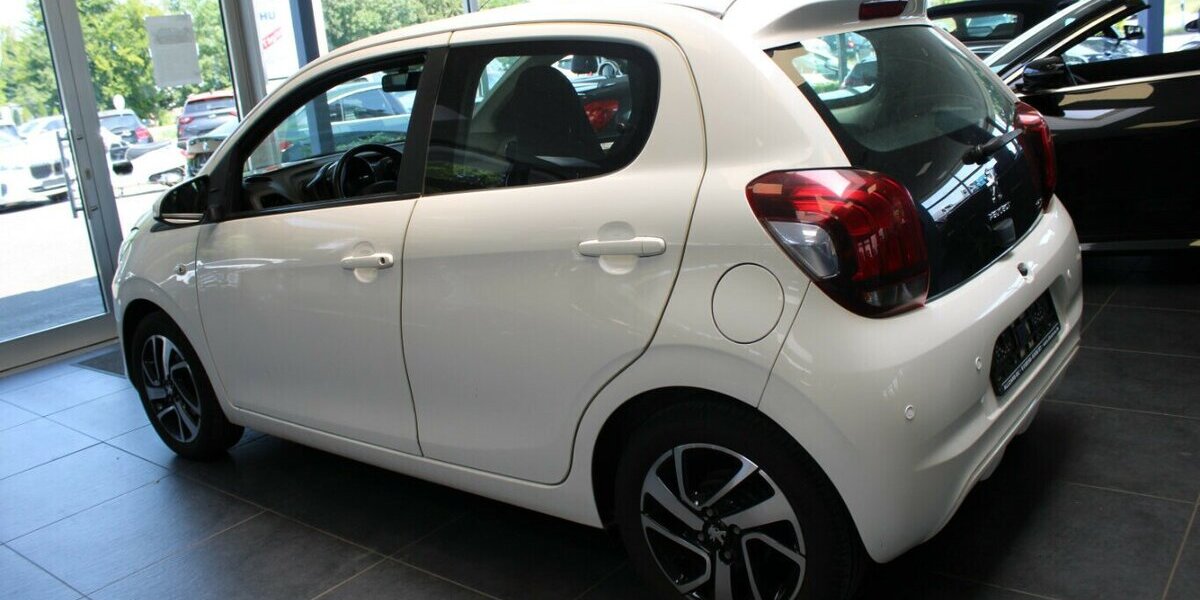 Peugeot 108 1.0 - 5-Türig - 33.293 km 9.480 &euro; Euskirchen 53881