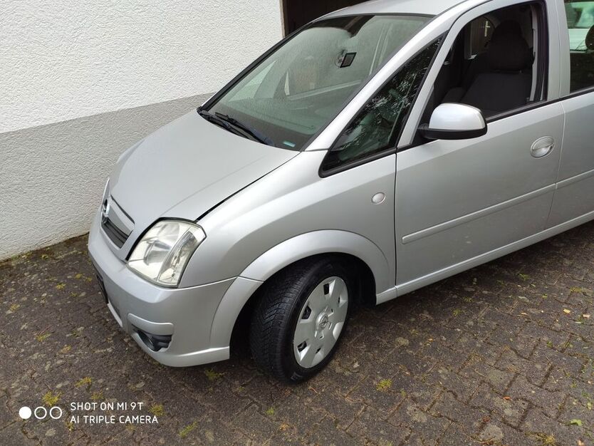 Opel Meriva 121.800 km 3.499 € Bingen 55411
