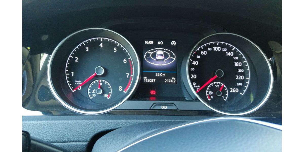 VW Golf 112.000 km 14.450 &euro; Prien am Chiemsee 83209