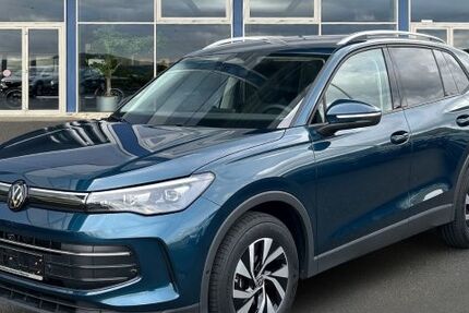 VW Tiguan 14.269 km 33.990 &euro; Herborn 35745