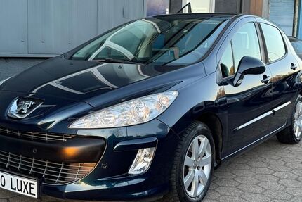 Peugeot 308 101.000 km 6.699 &euro; Hamburg 20539