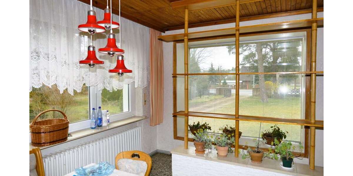 Stadtrefugium mit Nebengebäude - vielseitig nutzbar für Wohnen und Arbeiten - Einfamilienhaus Hoyerswerda | Angebot:10496756