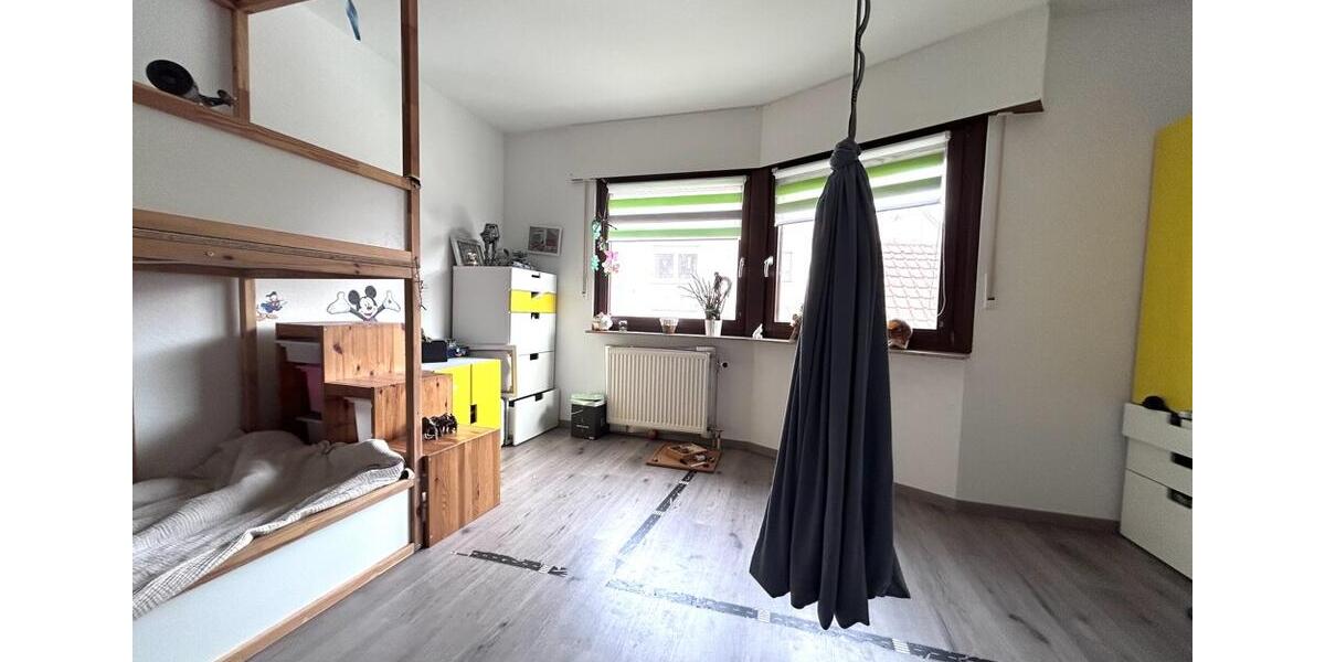 Reihenhaus Ludwigsburg Hoheneck - 4 Zimmer, 117 m&sup2;, 1.630&euro; | Angebot:26439203