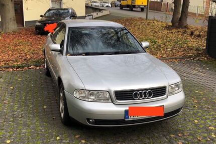 Audi A4 303.000 km 2.500 &euro; Altenkirchen 57610
