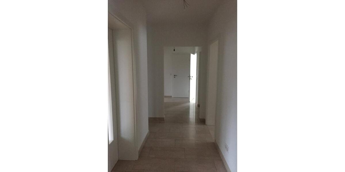 Etagenwohnung Karlstein am Main - 5 Zimmer, 105 m&sup2;, 1.200&euro; | Angebot:26704320