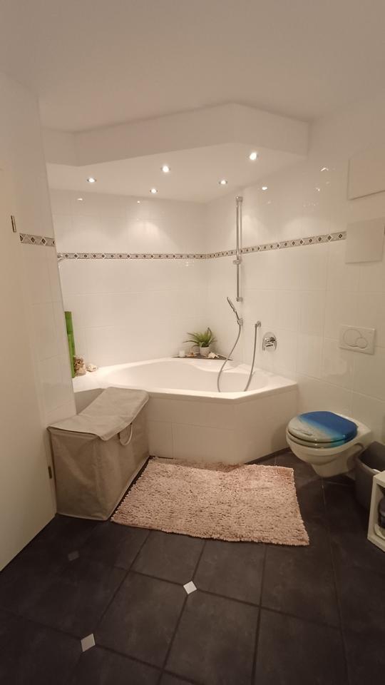 Provisionsfr. 3-Zimmer-Maisonette-Wohnung inkl. Stellplatz