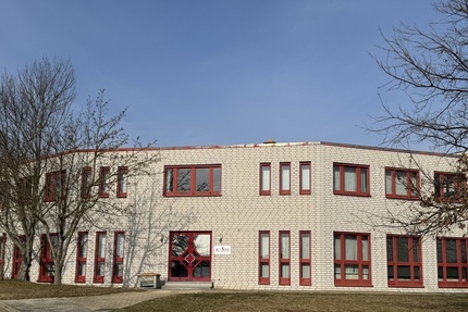 Vielseitiges Bürogebäude zum Verkauf in Gera – Schulungsräume, Parkplätze, gute Lage. - Gewerbeobjekt Gera Bieblach-Ost | Angebot:26376584