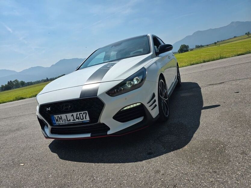 i30